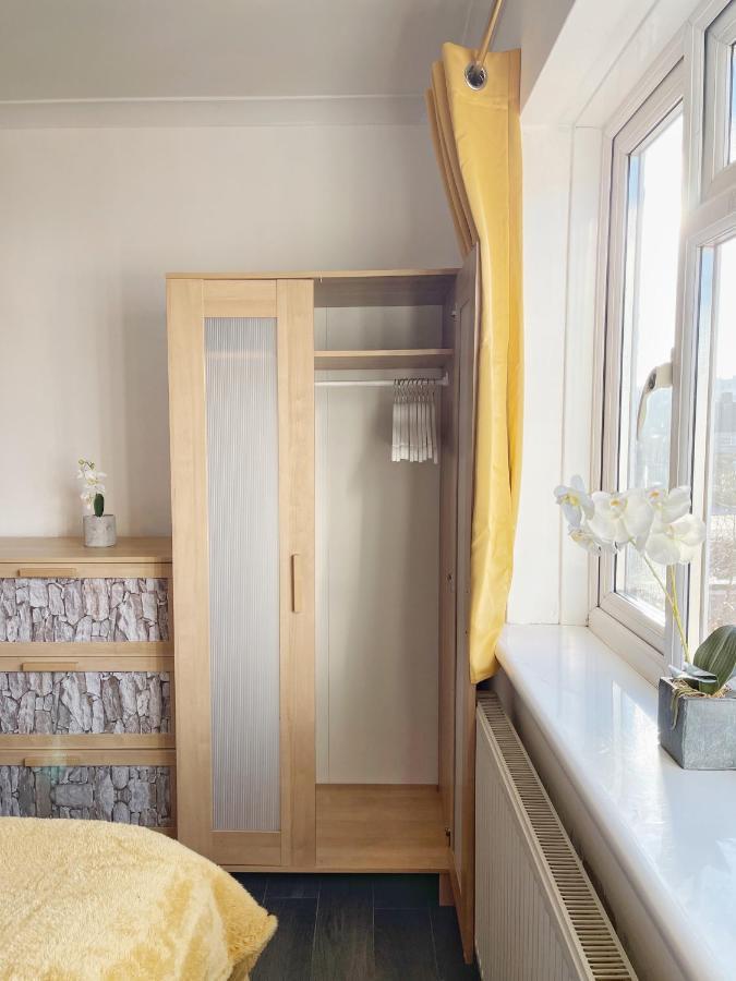 Appartement 3 Bed Duplex Flat, Free Wifi & Netflix, Ideal For Contractors à Gravesend Extérieur photo