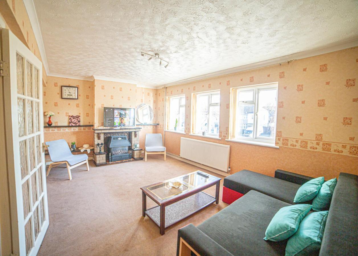 Appartement 3 Bed Duplex Flat, Free Wifi & Netflix, Ideal For Contractors à Gravesend Extérieur photo